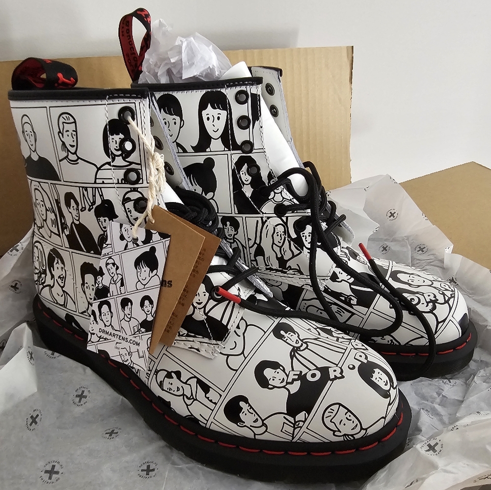 1460 PRIDE Edition Dr. Martens Leather Lace Up Boots Designed by Fuyuki Kanai